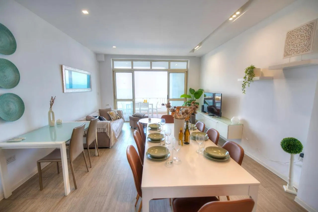 Apartment Spacious 4 Bedrooms With Sea View Balcony Goslm-3 Sliema Malta