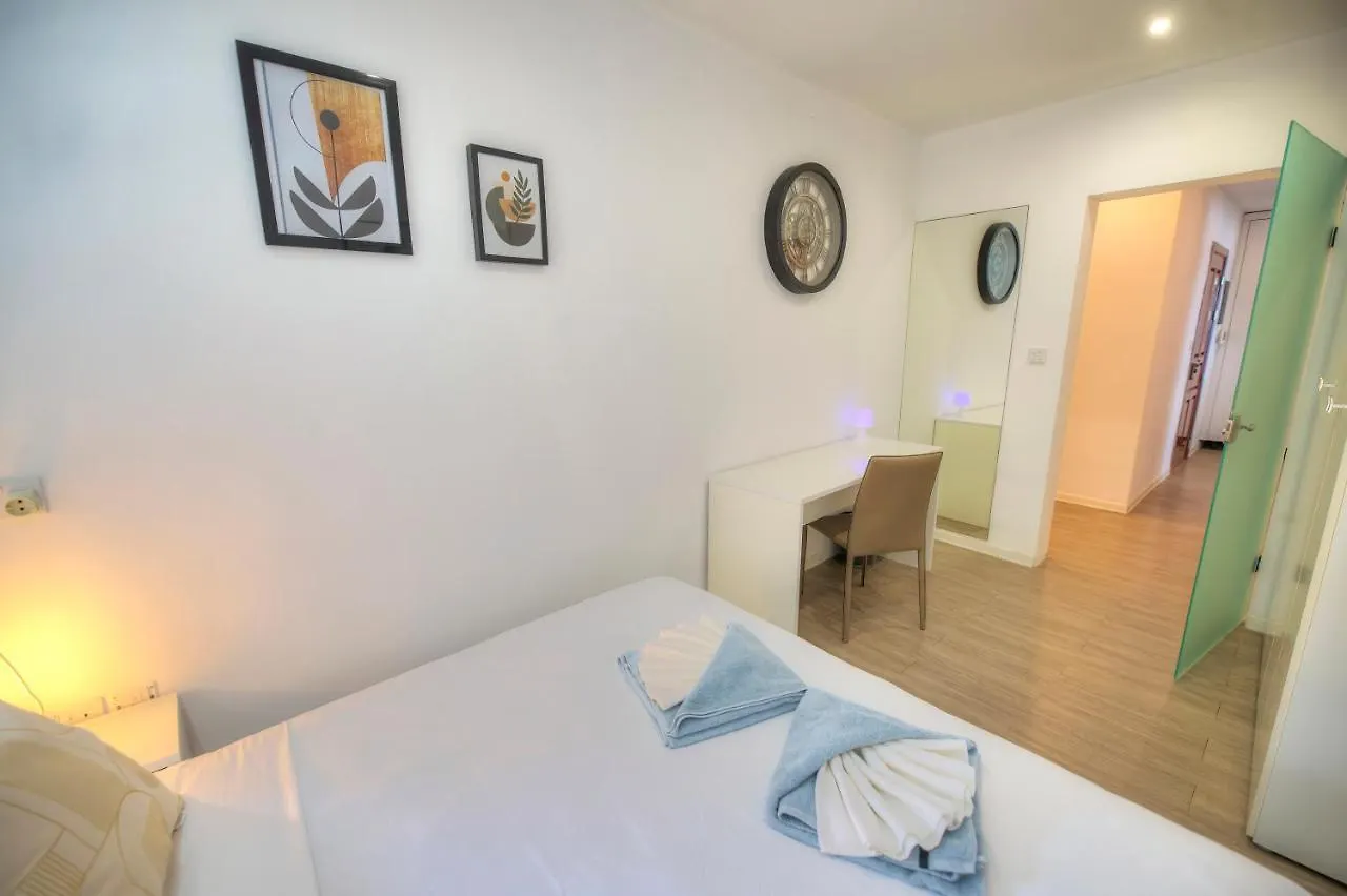 Apartment Spacious 4 Bedrooms With Sea View Balcony Goslm-3 Sliema